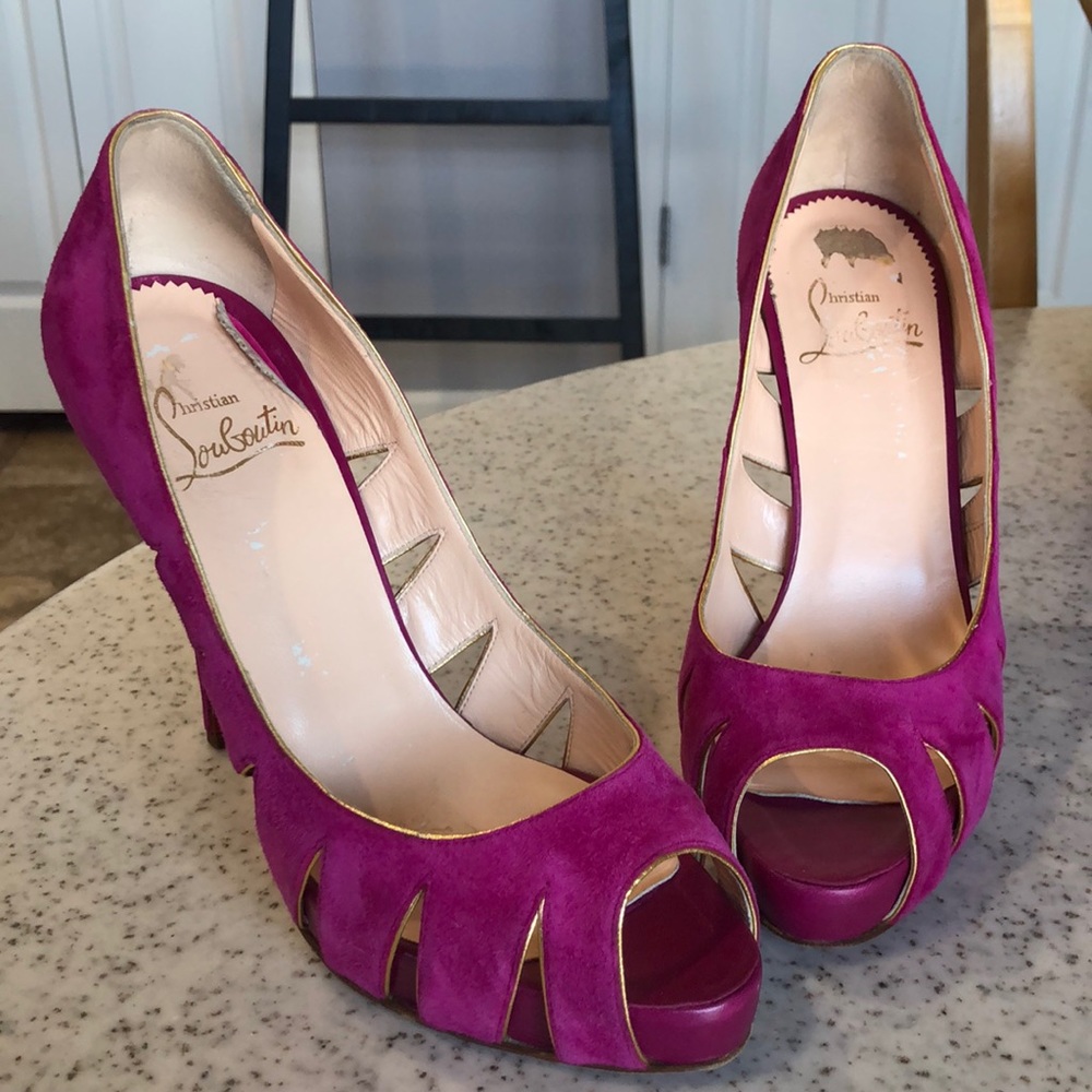 Christian Louboutin Fontanete Suede Fuxia